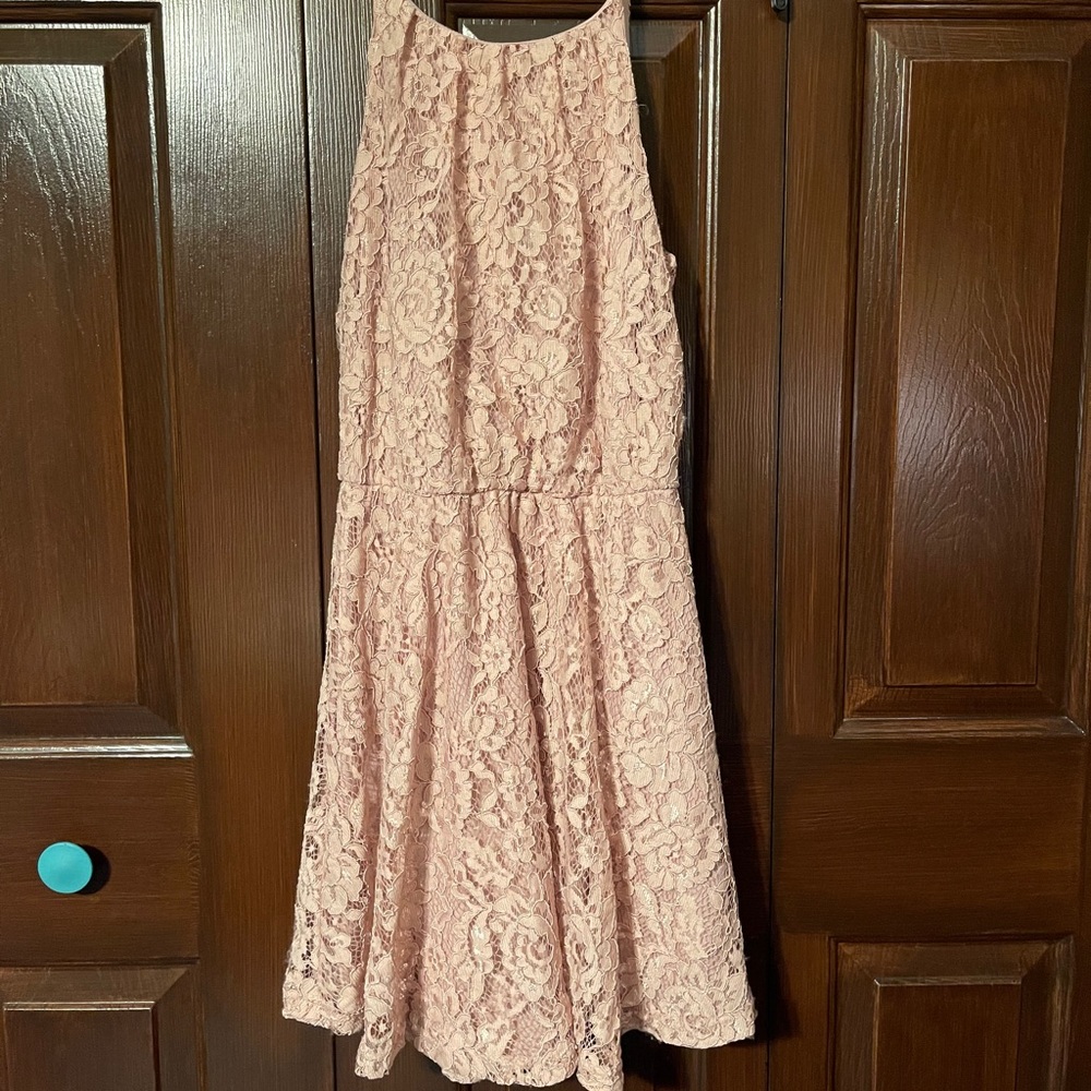 high neck lace rose-colored dress!